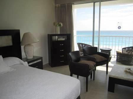 Beachfront Studio Carisa Y Palma Appartement *